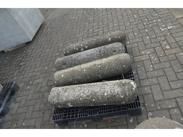 4 borduren 1 m afgerond (zonder pvc pallet) - afbeelding 2 van  4