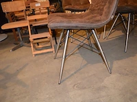 4 bruin imitatielederen stoelen met chroom onderstel h&h - afbeelding 7 van  7