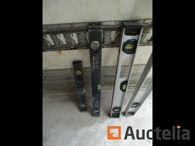 4 bubbelniveaus (stanley, stroxx) waarvan 2 gemagnetiseerd - afbeelding 4 van  5