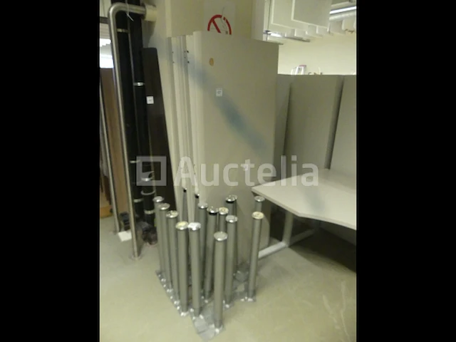 4 bureautafels - afbeelding 4 van  6