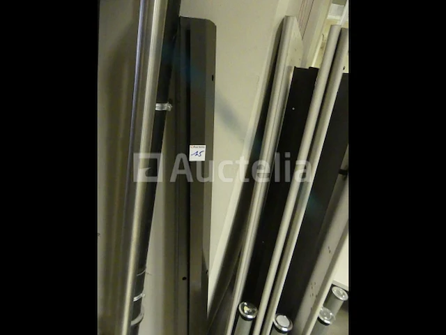 4 bureautafels - afbeelding 6 van  6