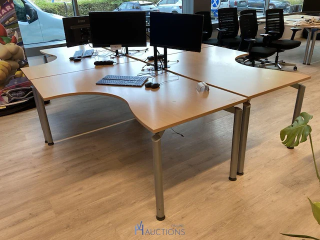4 bureautafels - afbeelding 1 van  5
