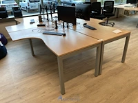 4 bureautafels - afbeelding 1 van  5