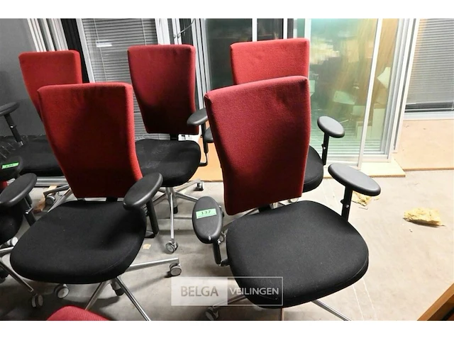 4 bureelstoelen - afbeelding 1 van  2
