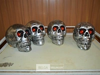 4 deco doodskop zilverkleurig - afbeelding 1 van  3