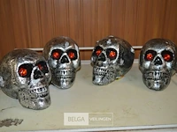 4 deco doodskop zilverkleurig - afbeelding 1 van  3