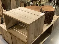 4 decoratieve houten opbergmeubels met opbergmeubeltje aan de muur - afbeelding 1 van  4