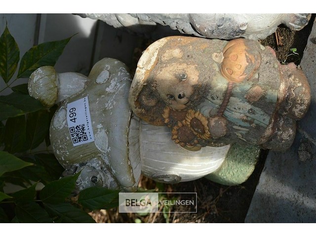 4 decoratieve tuinbeeldjes - afbeelding 3 van  4