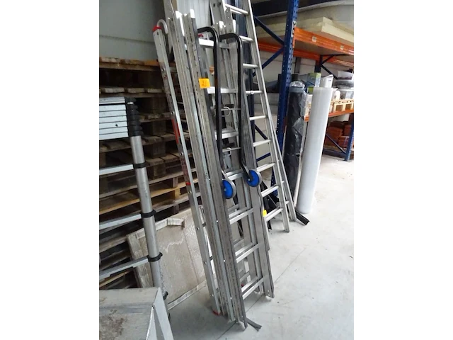 4-delige alu ladder - afbeelding 2 van  6