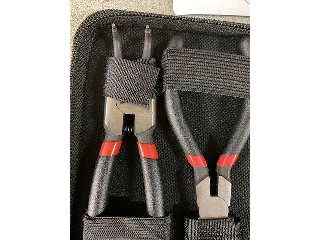 4 delige borgveer tangen set in etui 125mm - afbeelding 2 van  3
