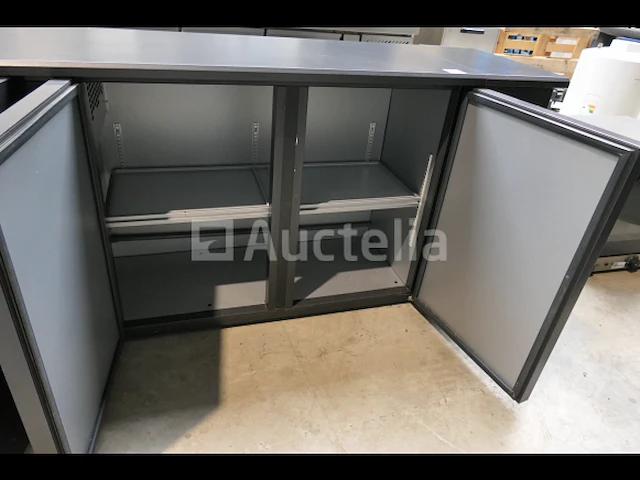 4-deurs koelvitrine en geïntegreerde koelunit gamko eco 2222mu - afbeelding 1 van  9