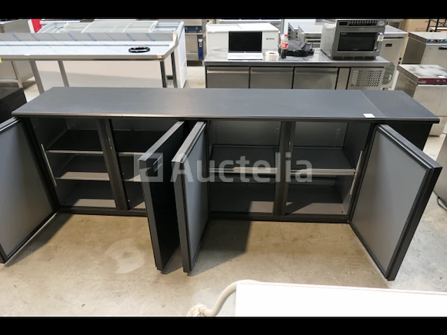 4-deurs koelvitrine en geïntegreerde koelunit gamko eco 2222mu - afbeelding 7 van  9
