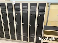 4-deurs lockerkast - afbeelding 1 van  4