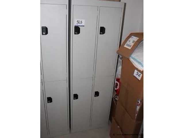 4-deurs metalen lockerkast afm 58x50x180cm - afbeelding 1 van  1