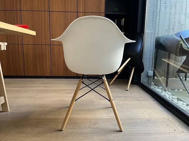 4 div pvc stoelen - afbeelding 3 van  16