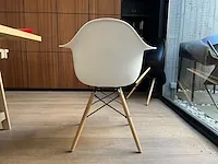 4 div pvc stoelen - afbeelding 3 van  16