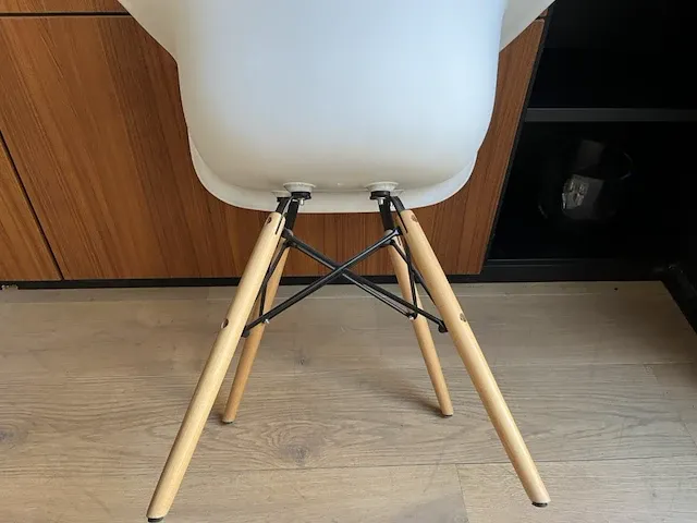 4 div pvc stoelen - afbeelding 12 van  16