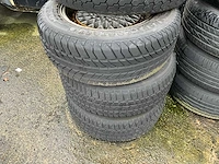 4 diverse autobanden met velg - afbeelding 8 van  8