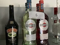 4 diverse flessen martini