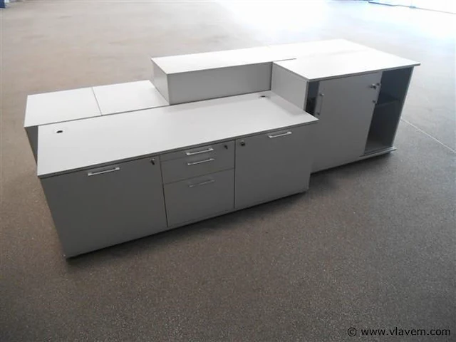 4 diverse formica kasten - afbeelding 2 van  2
