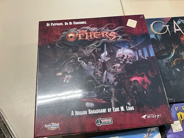 4 diverse gezelschapspellen guillotine games, renegade, imperial settlers - afbeelding 2 van  7