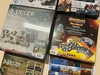 4 diverse gezelschapspellen trismegistus, red raven, renegade - afbeelding 6 van  8
