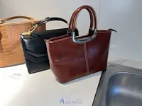 4 diverse handtassen - afbeelding 2 van  5
