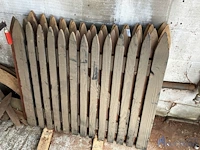 4 diverse houten hekjes