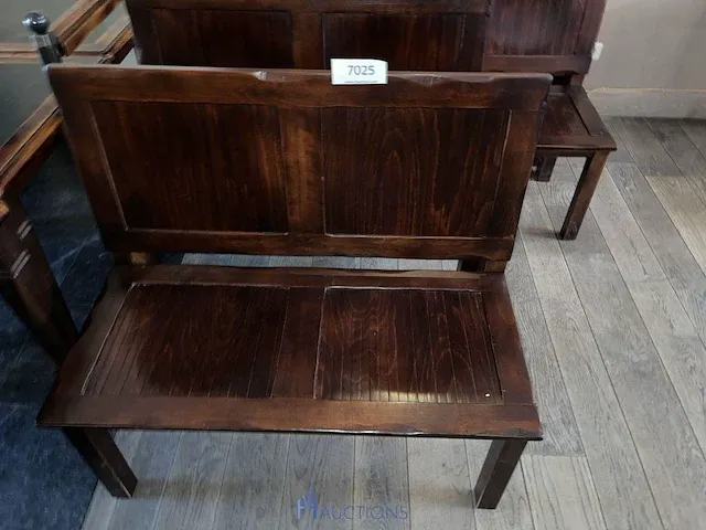 4 diverse houten zitbanken - afbeelding 3 van  4