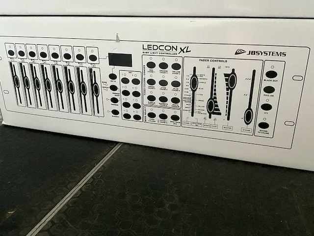 4 diverse lichtcontrollers - afbeelding 9 van  9