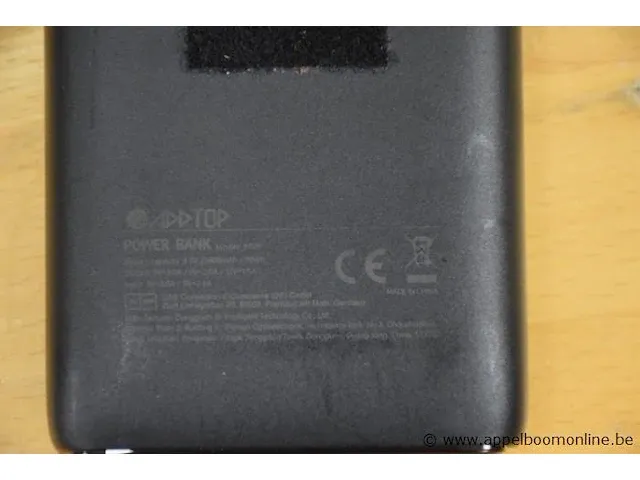 4 diverse powerbanks, werking niet gekend, zonder kabels - afbeelding 4 van  4