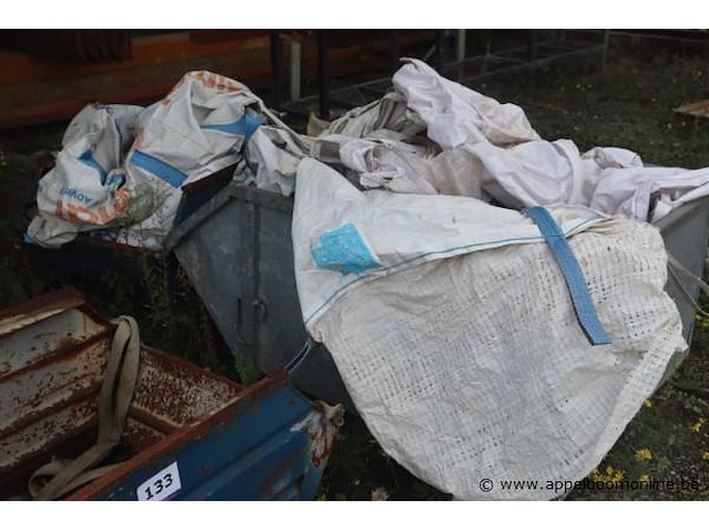 4 diverse stalen containers - afbeelding 2 van  3