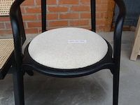 4 diverse stoelen - afbeelding 2 van  6