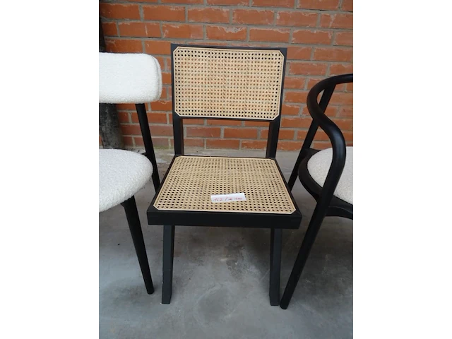 4 diverse stoelen - afbeelding 3 van  6