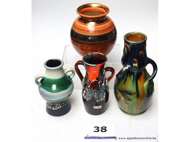 4 diverse vazen wo pelletier, vallauris - afbeelding 1 van  7