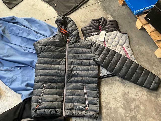 4 dozen diverse werkkleding kapriol/blåkläder/dickies - afbeelding 8 van  10