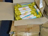 4 dozen met div wasdraadlijnen - afbeelding 1 van  3