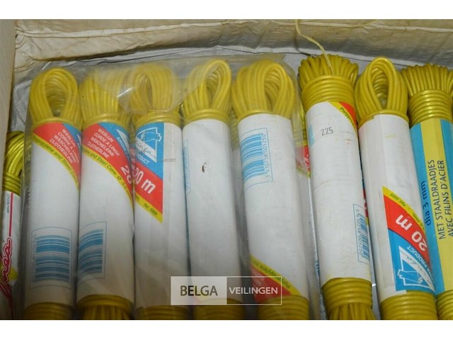 4 dozen met div wasdraadlijnen - afbeelding 3 van  4