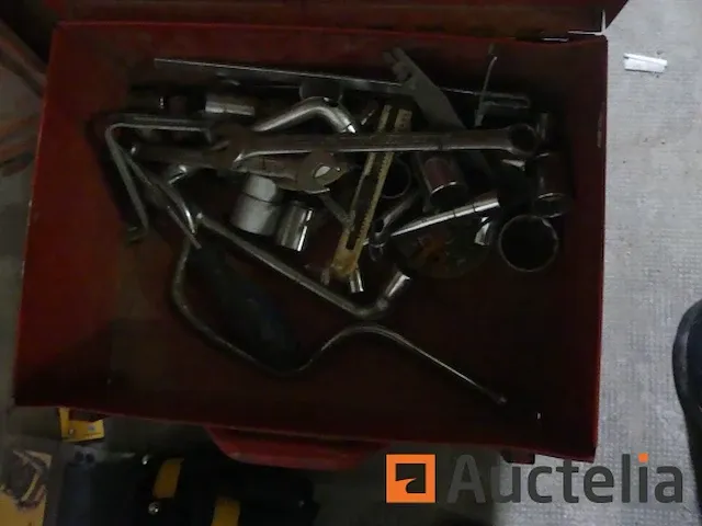 4 dozen met handgereedschap - afbeelding 5 van  17