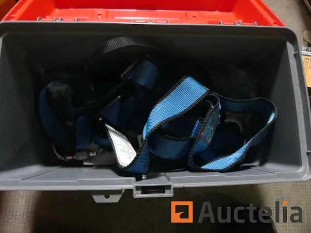 4 dozen met handgereedschap - afbeelding 6 van  17
