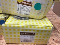 4 dozen snelbouwschroeven fijne draad op band - afbeelding 2 van  5