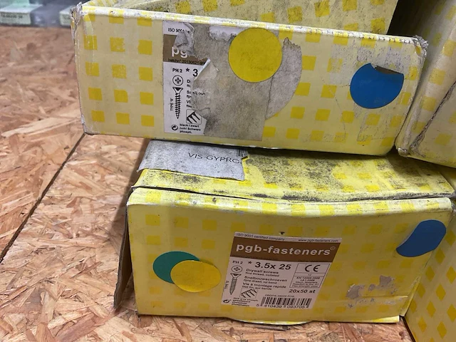 4 dozen snelbouwschroeven fijne draad op band - afbeelding 3 van  5