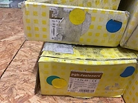 4 dozen snelbouwschroeven fijne draad op band - afbeelding 3 van  5