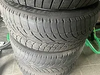 4 dunlop autobanden, sp winter sport 4d - afbeelding 3 van  7