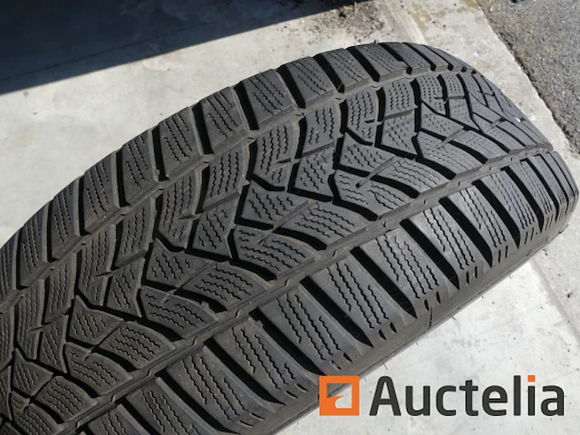 4 dunlop winter sport 5 winterbanden - afbeelding 1 van  7