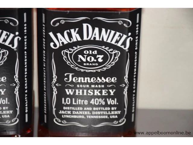 4 flessen à 1lt whiskey jack daniels no7 40% - afbeelding 2 van  2