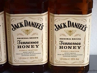 4 flessen à 1ltr whiskey jack daniels tennessee honey 35% - afbeelding 2 van  2