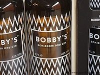 4 flessen à 70cl gin bobby's 42% - afbeelding 2 van  2