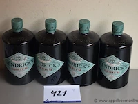 4 flessen à 70cl gin hendrick's 43,4% - afbeelding 1 van  2