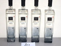 4 flessen à 70cl rum elements eight 40%